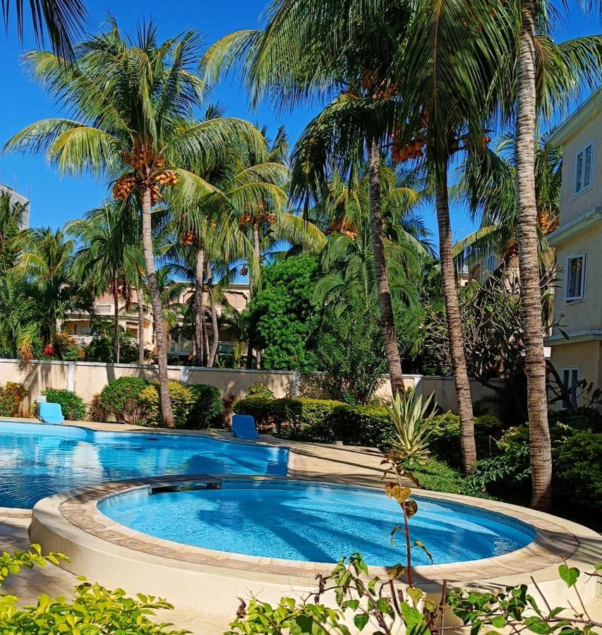 The Coastal Apartment Flic-en-Flacq Екстериор снимка