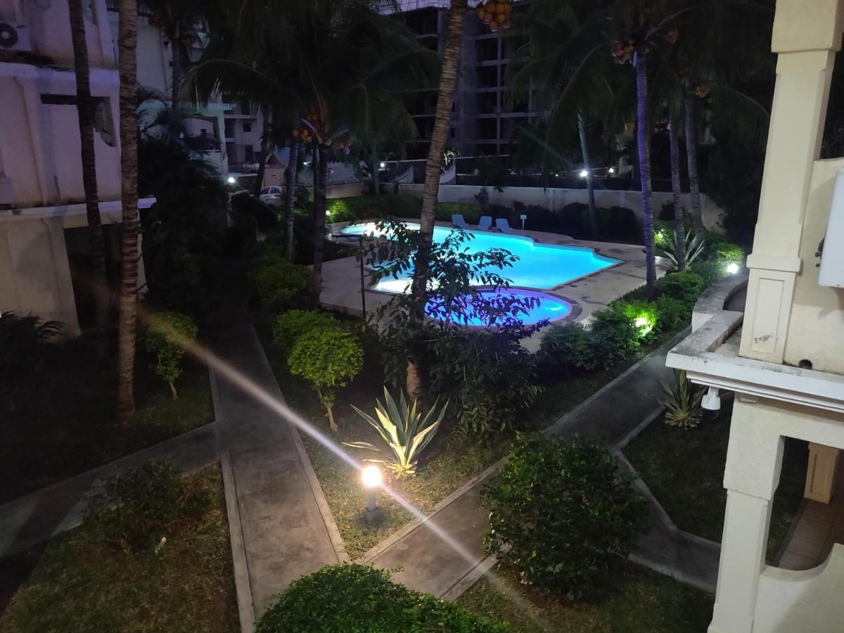 The Coastal Apartment Flic-en-Flacq Екстериор снимка